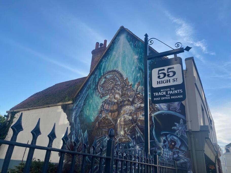 Holiday home 55 High Street Hastings